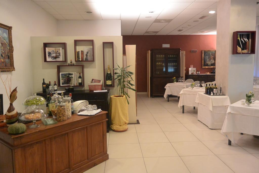 Best Western Hotel Cristallo Mantova Virgilio Eksteriør billede
