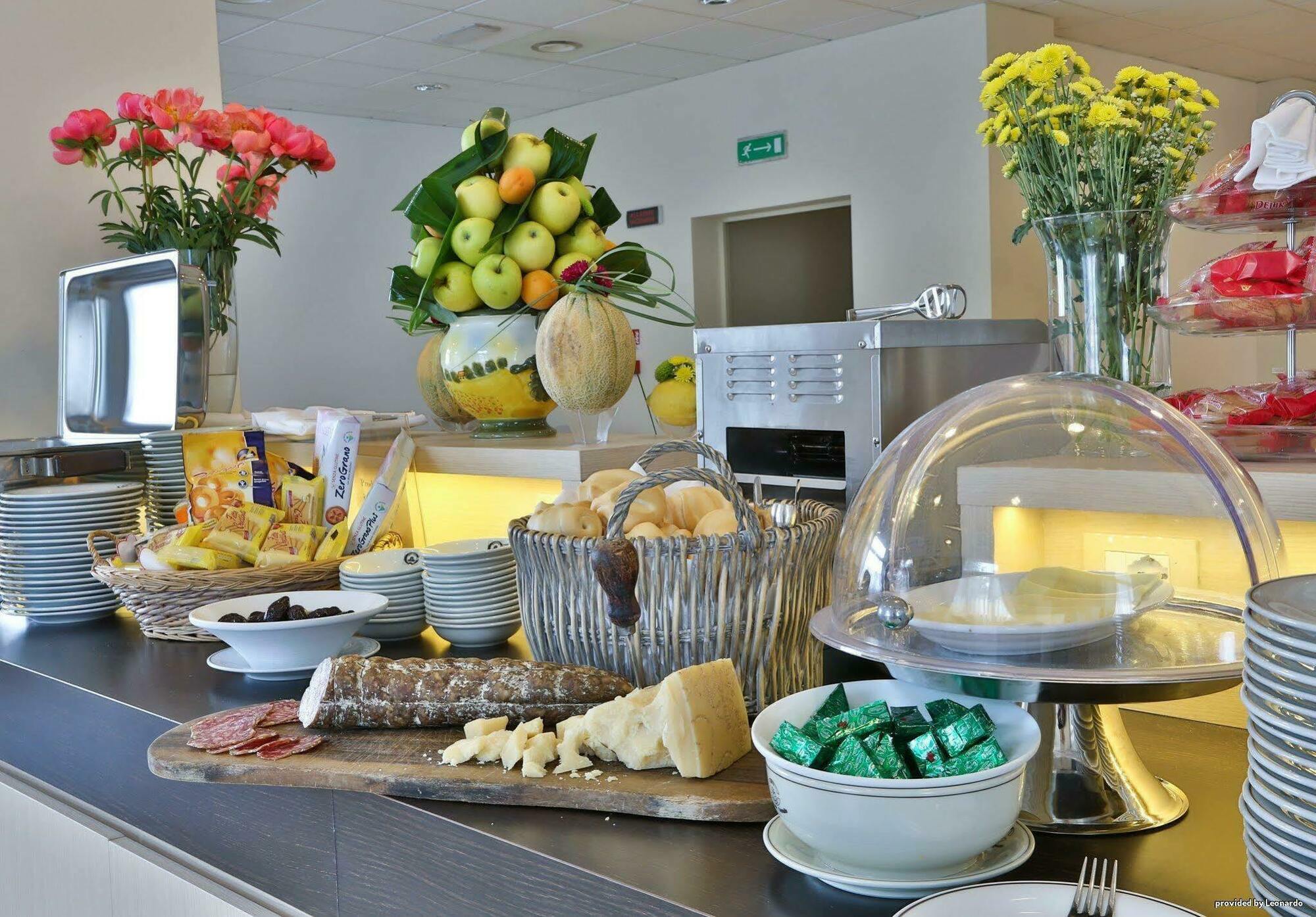 Best Western Hotel Cristallo Mantova Virgilio Eksteriør billede